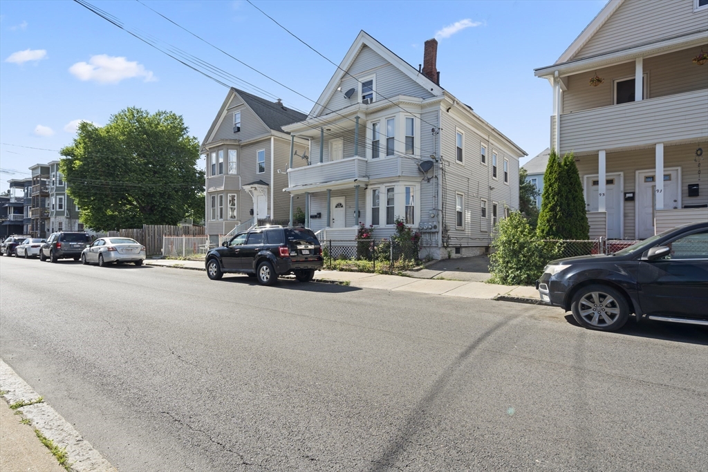 95 Myrtle Street Lawrence, MA 01841 - Photo 2 of 23