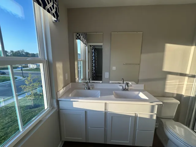 $1,900 | 1143 Lisenbee Way, Clarksville, TN 37042