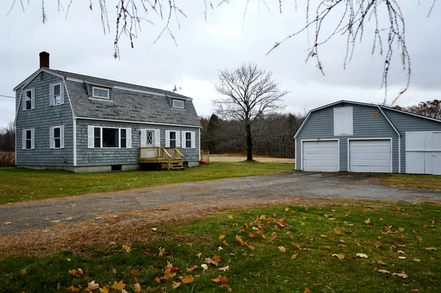 $299,900 | 327 Charleston Road, Dexter, ME 04930