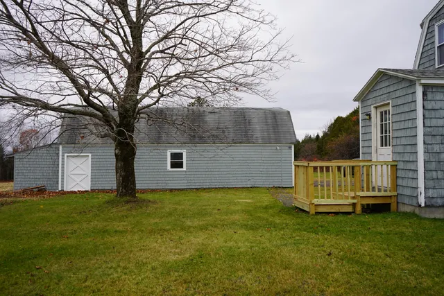$299,900 | 327 Charleston Road, Dexter, ME 04930