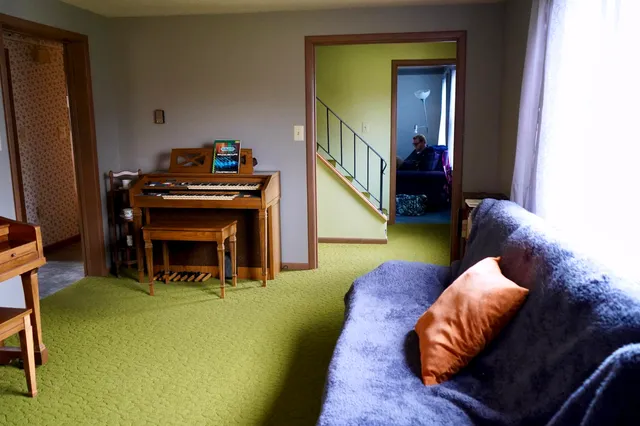 $299,900 | 327 Charleston Road, Dexter, ME 04930