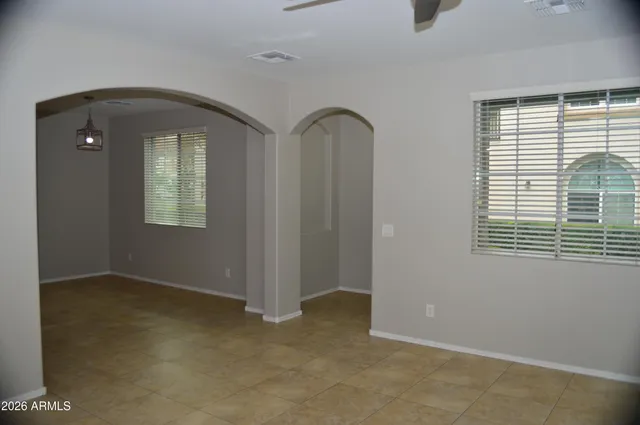 $2,600 | 964 South Almira Avenue, Gilbert, AZ 85296