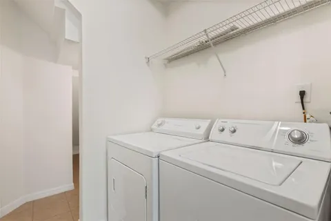 $299,000 | 520 Majestic Way, Altamonte Springs, FL 32714