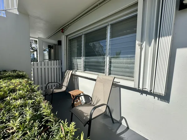 $2,800 | 1001 Northeast 8th Avenue, Unit 102, Delray Beach, FL 33483