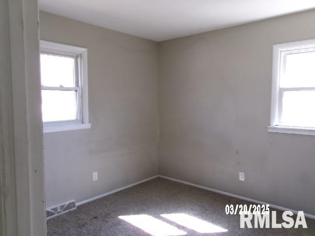 2022 Windsor Street Pekin, IL 61554 - Photo 11 of 17