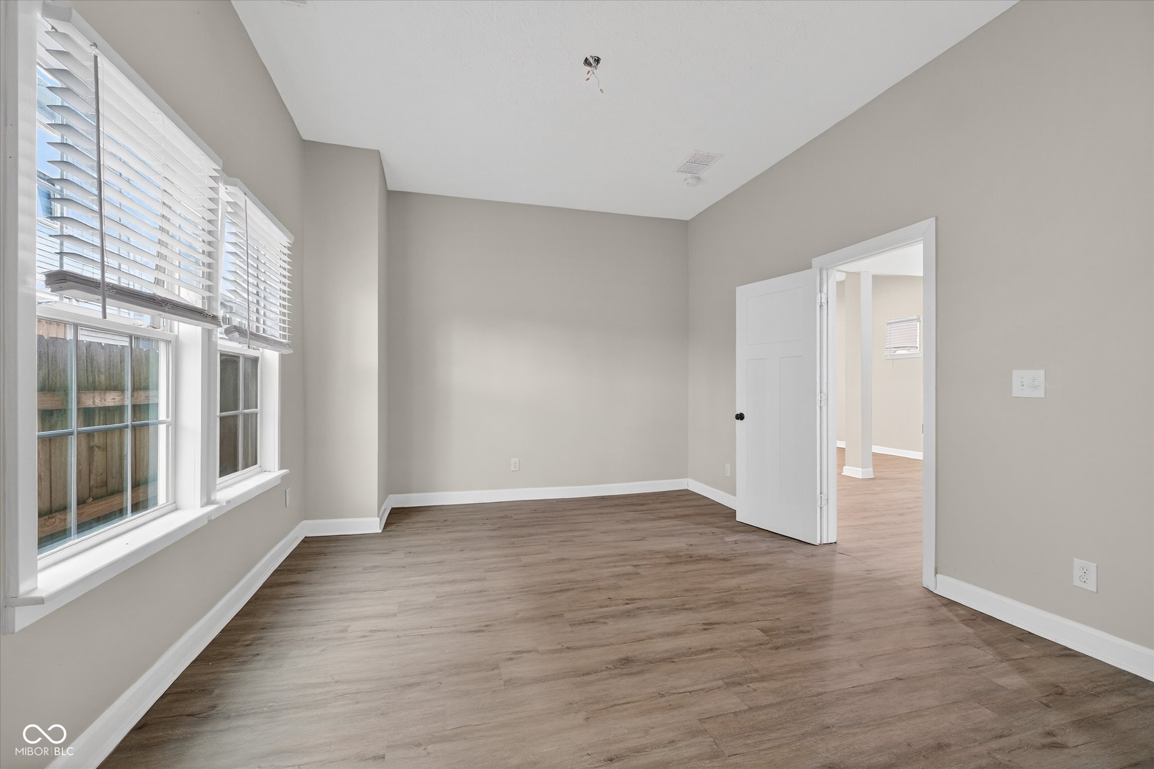 444 Keystone Avenue Indianapolis, IN 46201 - Photo 21 of 34