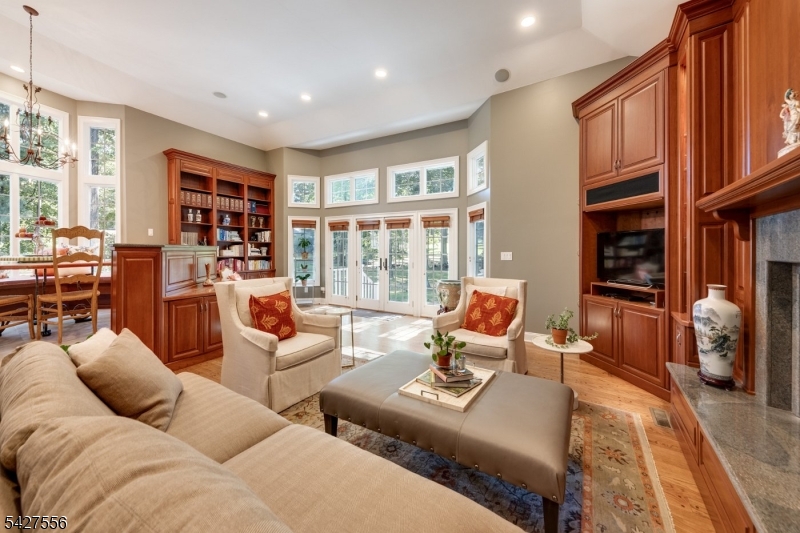 7 Byron Road Short Hills, NJ 07078 - Photo 11 of 33
