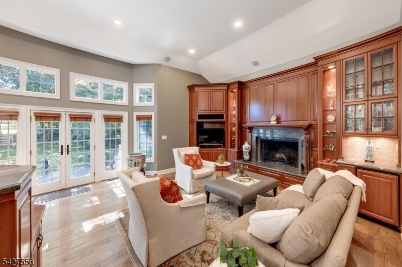 7 Byron Road Short Hills, NJ 07078 - Photo 12 of 33