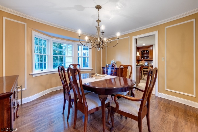 7 Byron Road Short Hills, NJ 07078 - Photo 5 of 33
