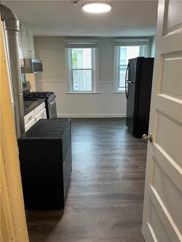 $1,900 | 18 Ryan Avenue, Unit 2N, Bristol, RI 02809