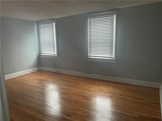 $1,850 | 18 Ryan Avenue, Unit 2N, Bristol, RI 02809