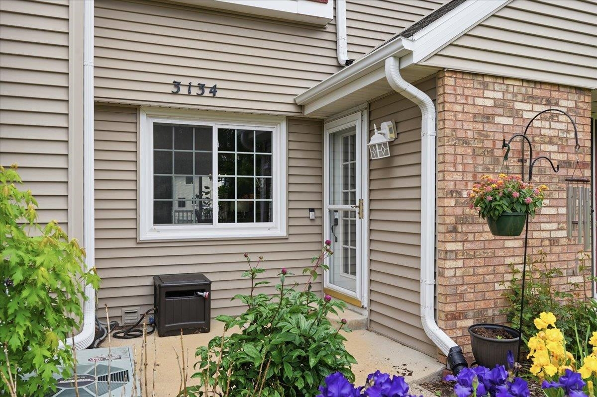 3134 Patty Lane, Unit 3134 Middleton, WI 53562 - Photo 7 of 35