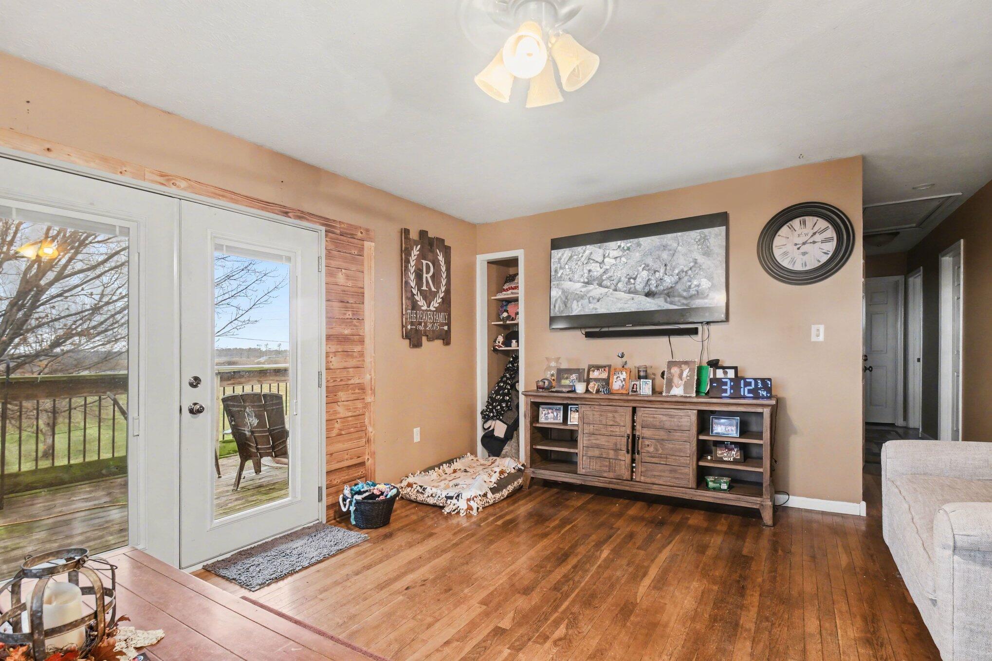 69594 Anderson Road Niles, MI 49120 - Photo 8 of 20 1000061194