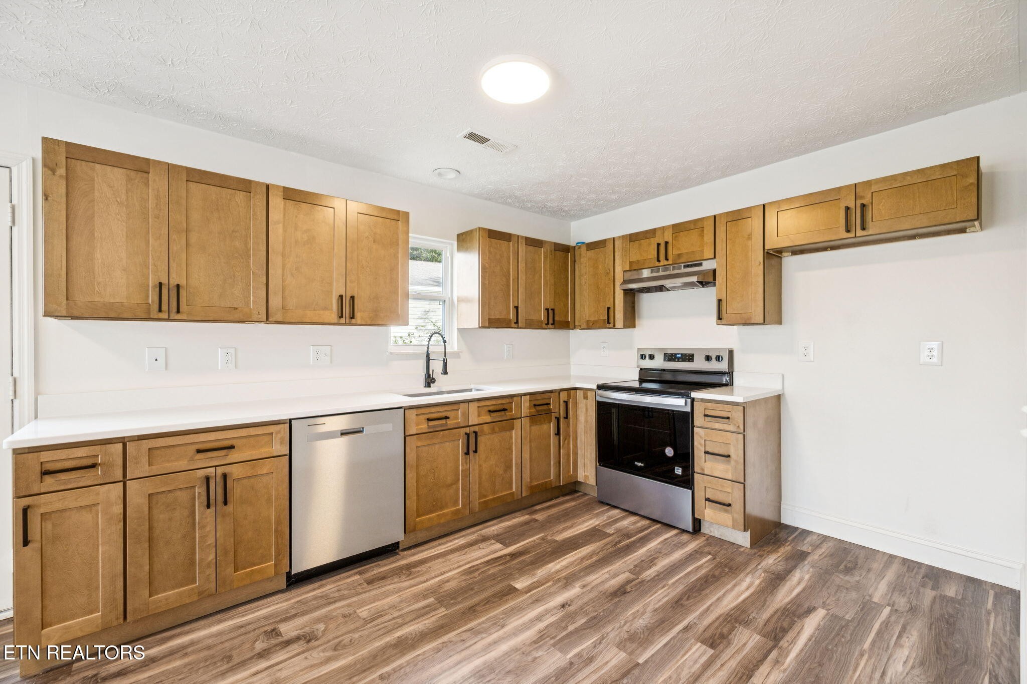 614 Wright Road Maryville, TN 37804 - Photo 10 of 28 Gallery Image 10