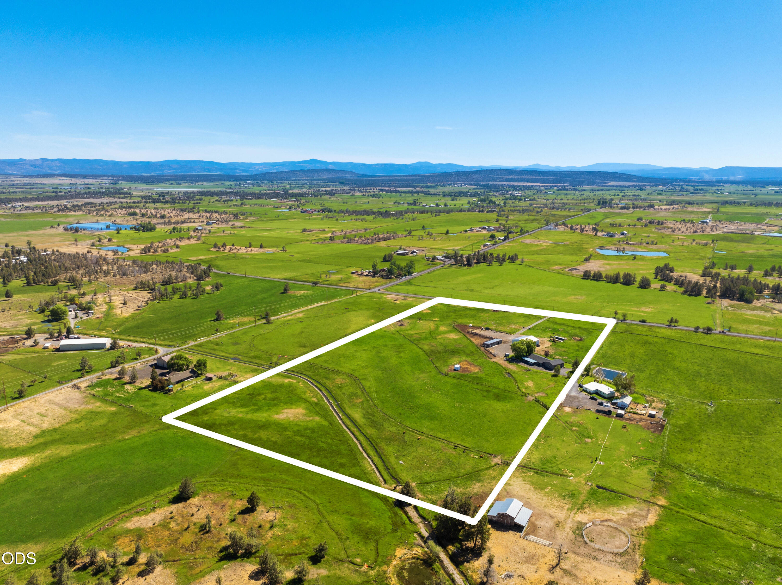 4793 Southwest Williams Road Powell Butte, OR 97753 - Photo 44 of 45