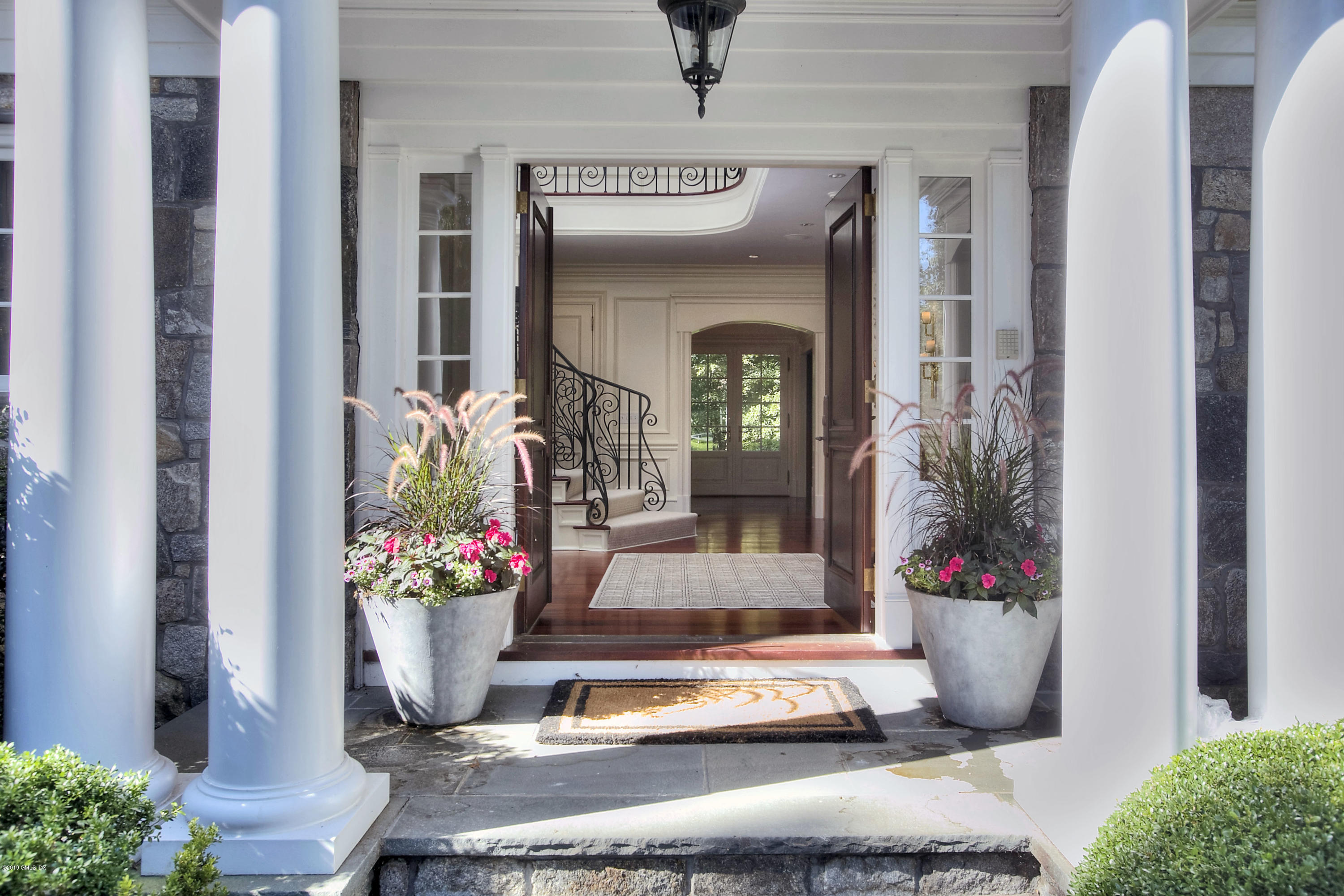 96 Doubling Road Greenwich, CT 06830 - Photo 4 of 46 IMG_2765