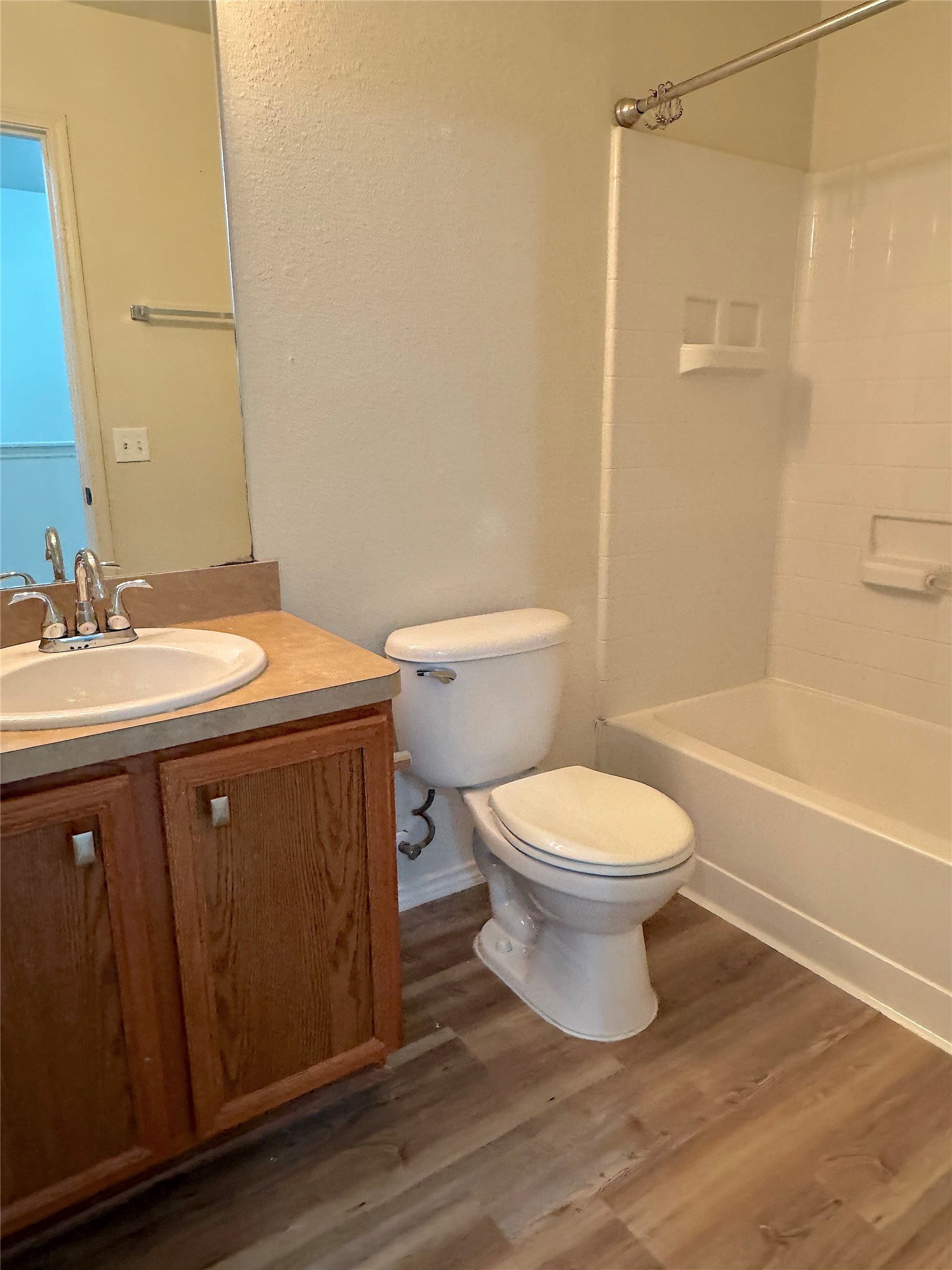 23822 Single Oak Street Spring, TX 77373 - Photo 9 of 13 Gallery Image 9