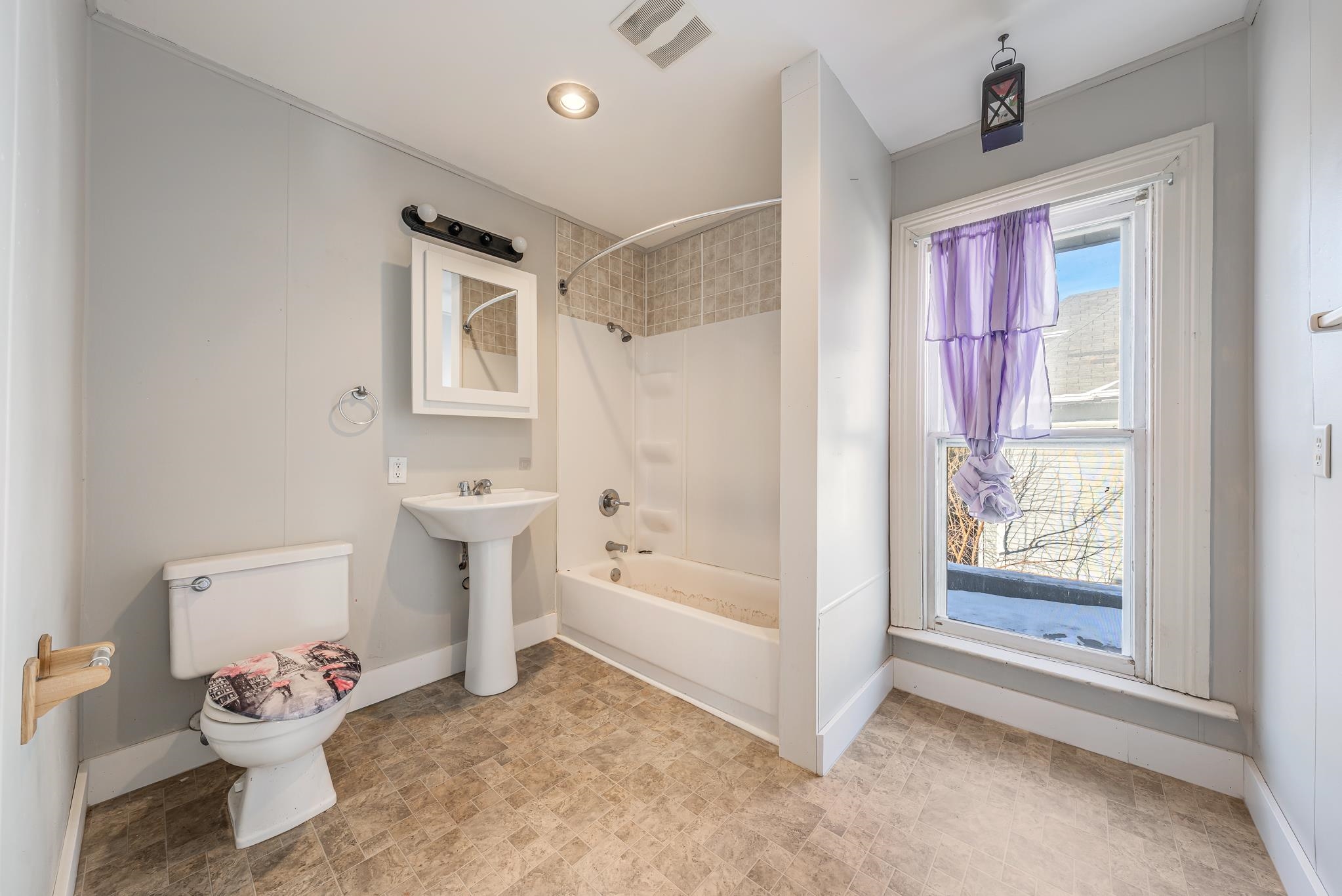 1217 Jackson Street Oshkosh, WI 54901 - Photo 14 of 25