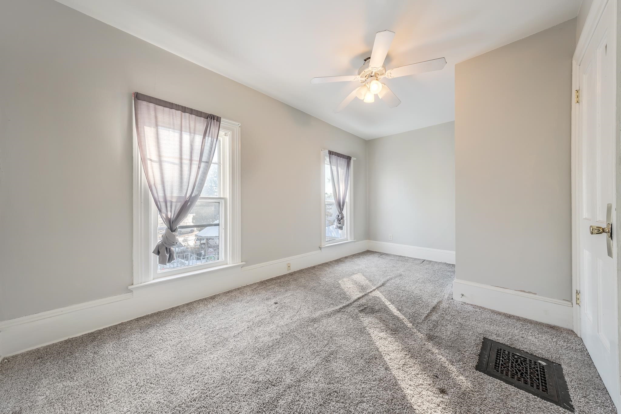 1217 Jackson Street Oshkosh, WI 54901 - Photo 19 of 25