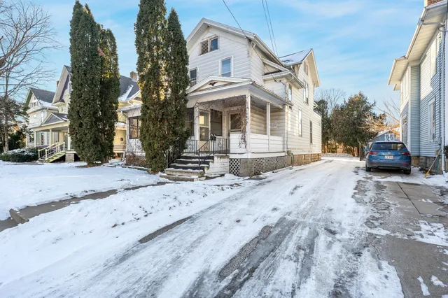 $225,000 | 1217 Jackson Street, Oshkosh, WI 54901