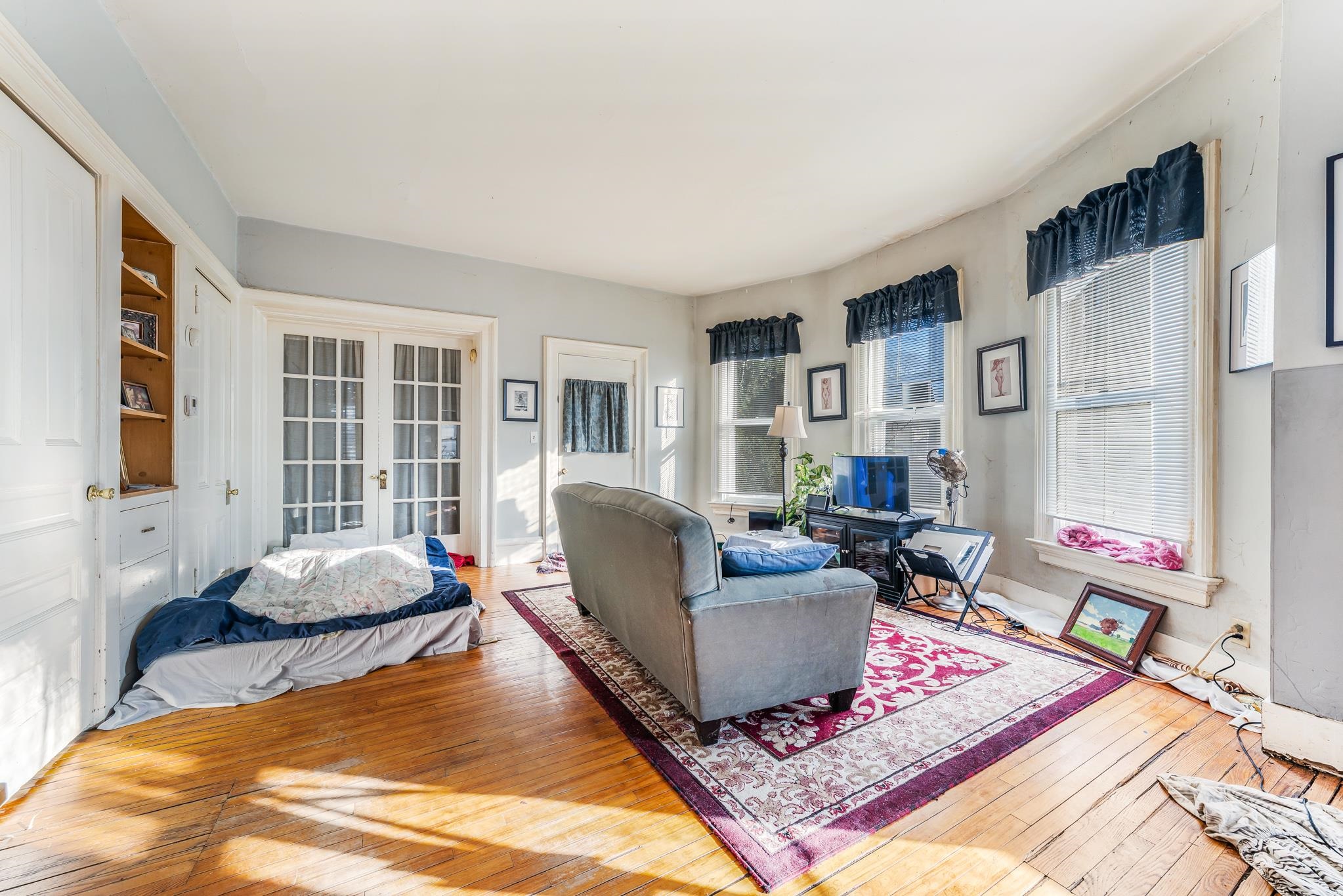 1217 Jackson Street Oshkosh, WI 54901 - Photo 3 of 25