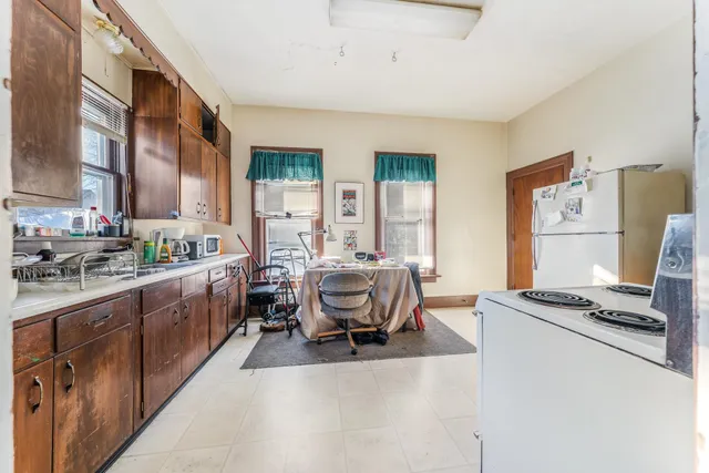 $225,000 | 1217 Jackson Street, Oshkosh, WI 54901