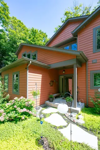 $859,900 | 46 Camp Madron Road, Unit 46, Buchanan, MI 49107