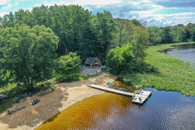 $859,900 | 46 Camp Madron Road, Unit 46, Buchanan, MI 49107