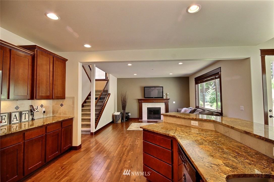 203 235th Place Southeast Bothell, WA 98021 - Photo 7 of 25