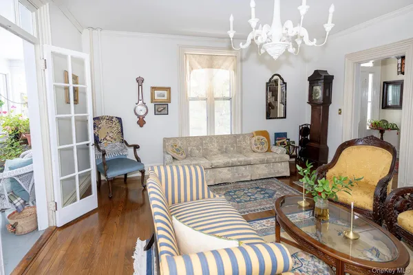 $975,000 | 819 Van Wagner Road, Poughkeepsie, NY 12601