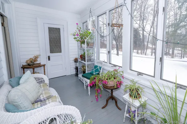 $975,000 | 819 Van Wagner Road, Poughkeepsie, NY 12601