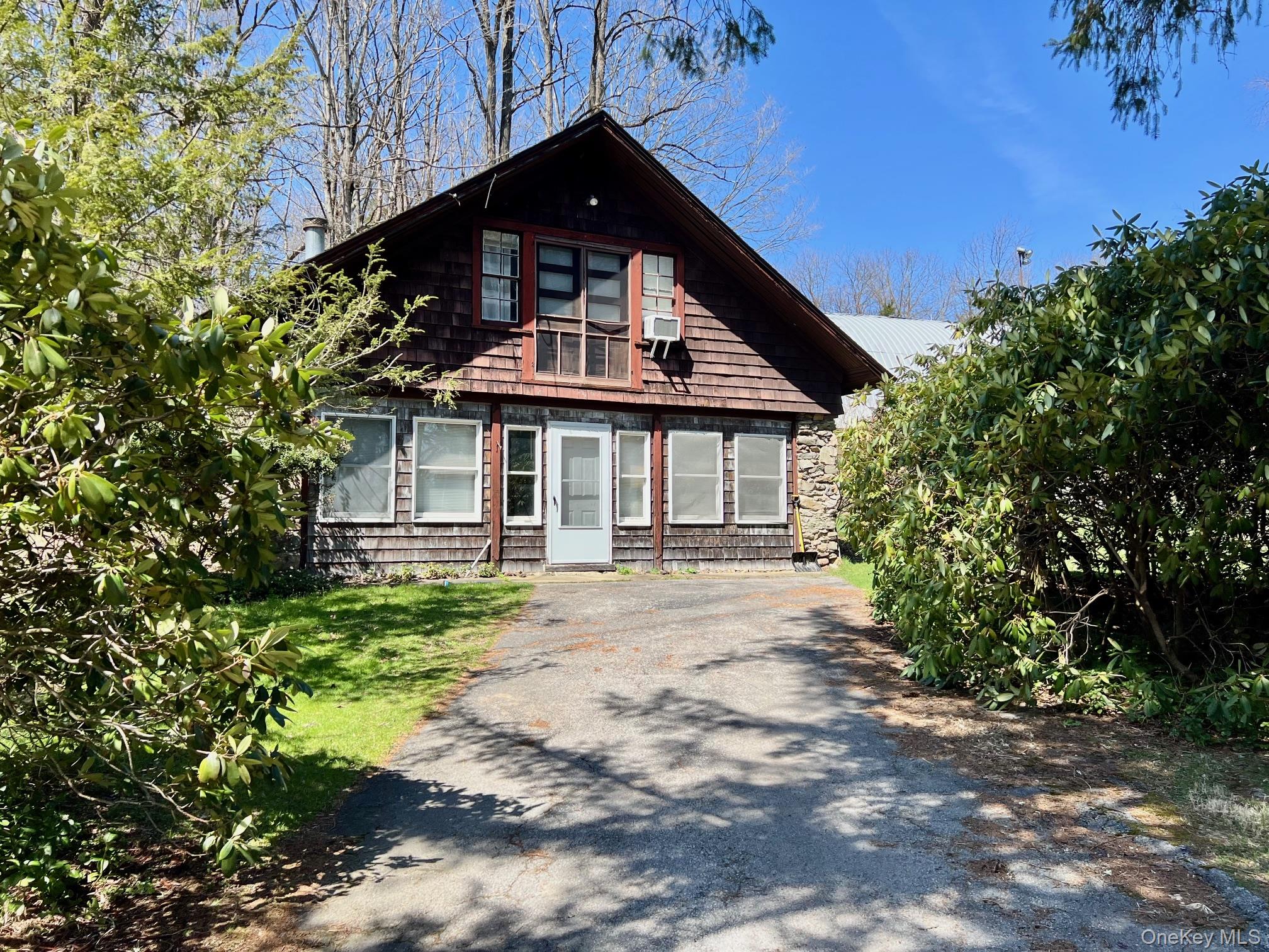 819 Van Wagner Road Poughkeepsie, NY 12601 - Photo 30 of 43