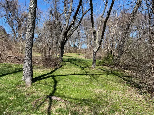 $975,000 | 819 Van Wagner Road, Poughkeepsie, NY 12601