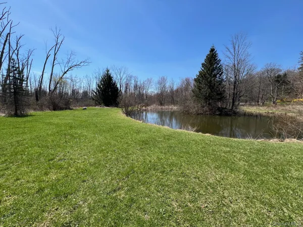 $975,000 | 819 Van Wagner Road, Poughkeepsie, NY 12601