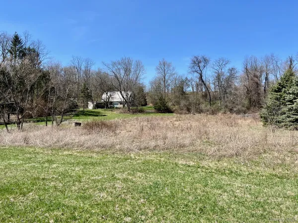 $975,000 | 819 Van Wagner Road, Poughkeepsie, NY 12601