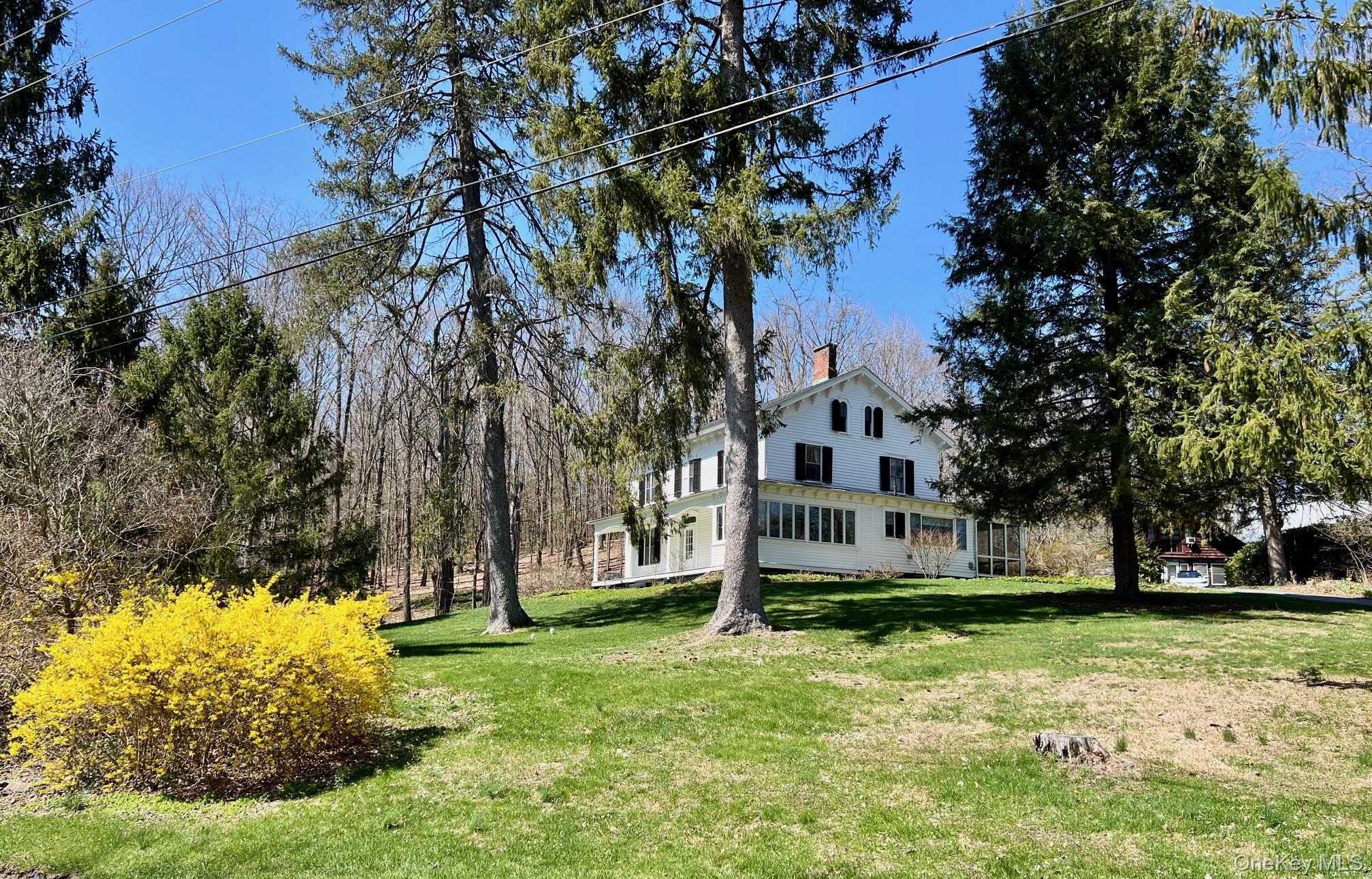819 Van Wagner Road Poughkeepsie, NY 12601 - Photo 42 of 43