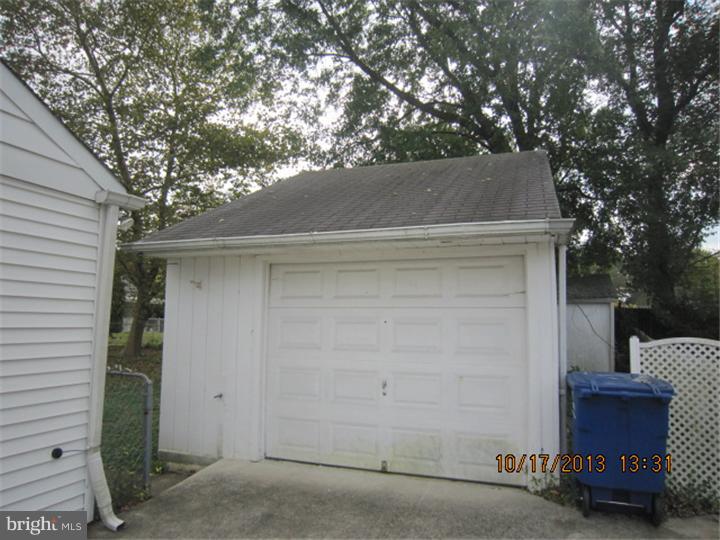 34 Paul Road Maple Shade, NJ 08052 - Photo 2 of 10
