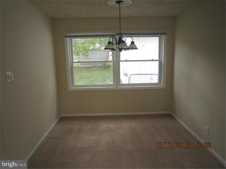 34 Paul Road Maple Shade, NJ 08052 - Photo 5 of 10