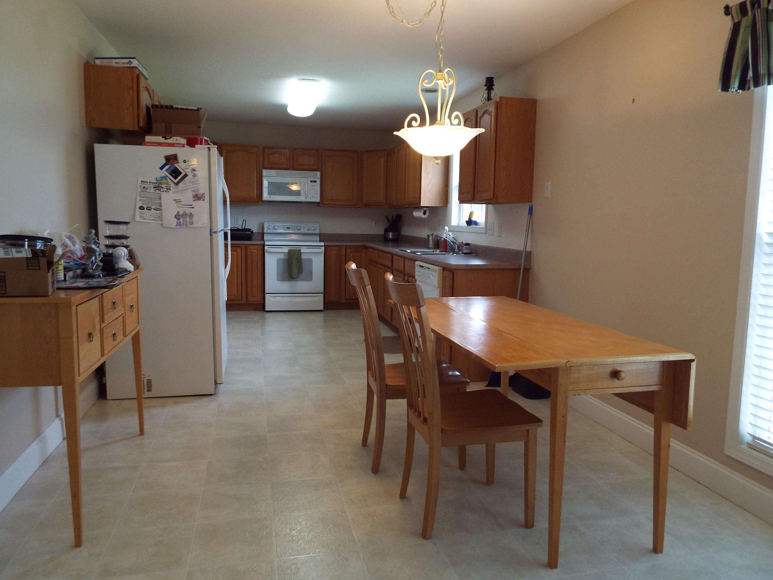 5619 J. Riley W Drive Greenback, TN 37742 - Photo 11 of 34 Nice Eat-in Area