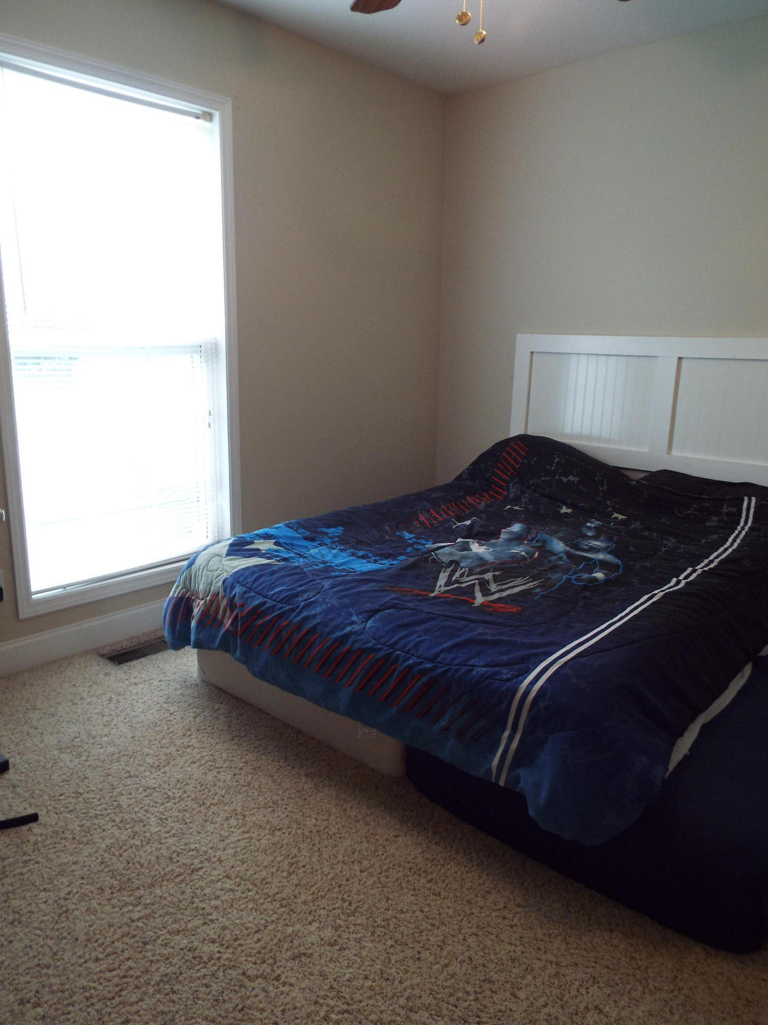 5619 J. Riley W Drive Greenback, TN 37742 - Photo 19 of 34 2nd Bedroom