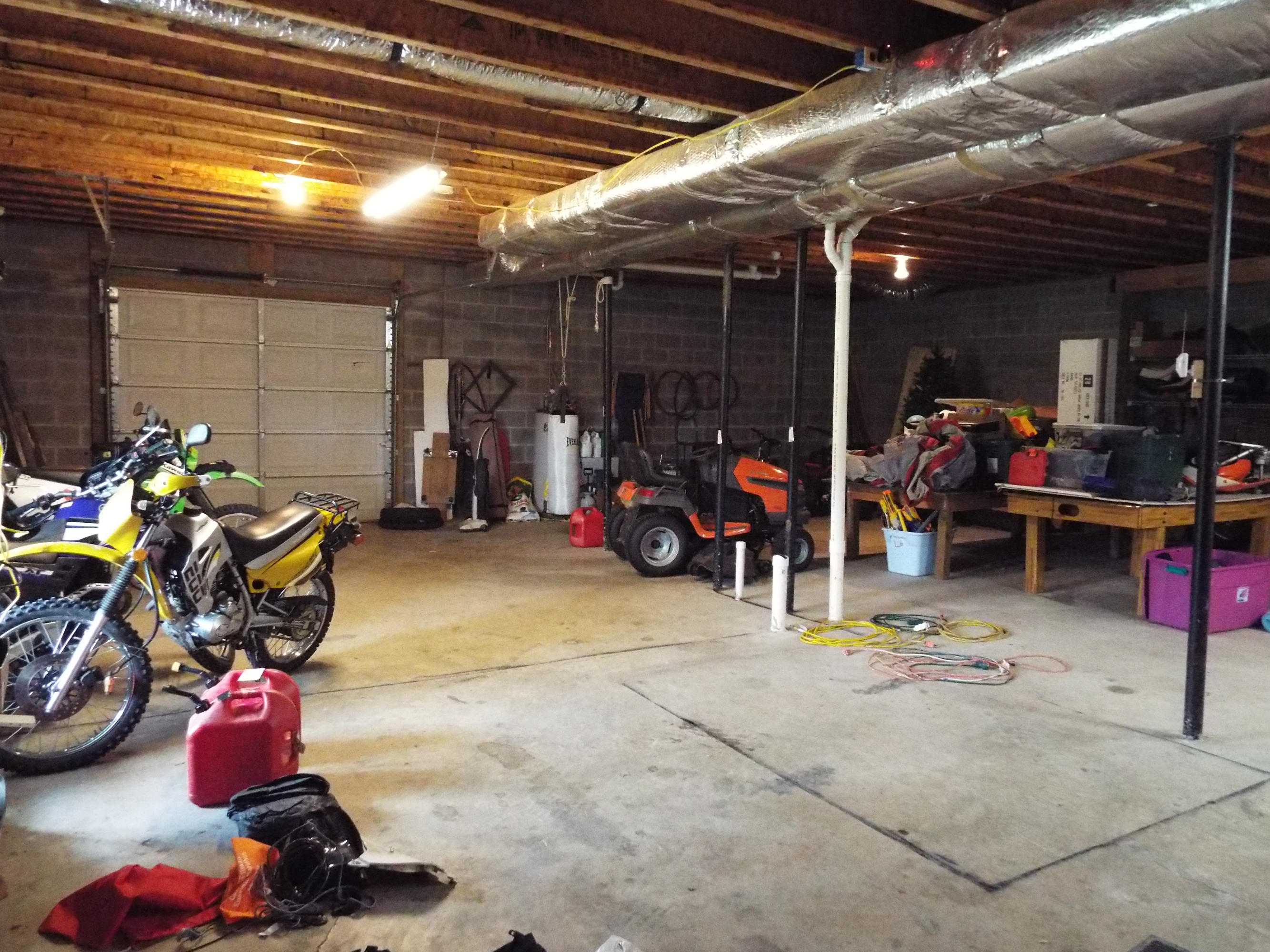 5619 J. Riley W Drive Greenback, TN 37742 - Photo 24 of 34 3rd Garage down & more extra space
