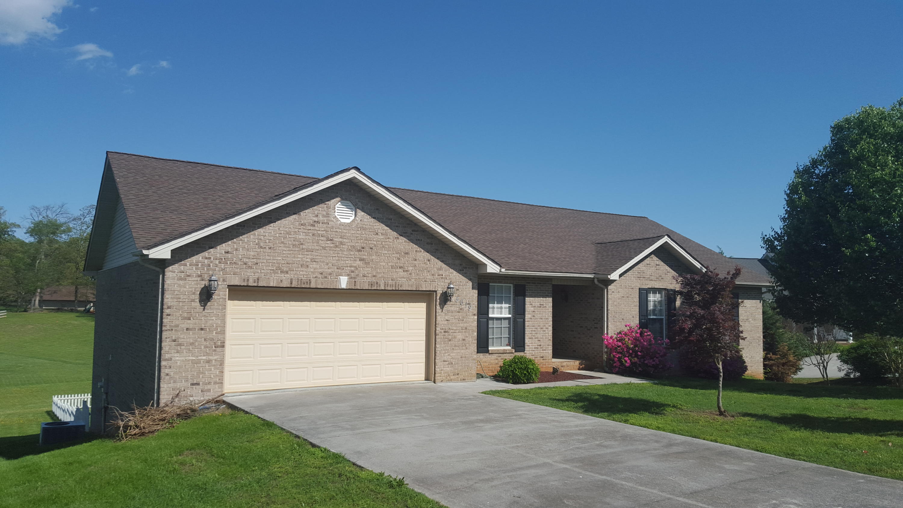 5619 J. Riley W Drive Greenback, TN 37742 - Photo 33 of 34 Wonderful Brick Basement Rancher