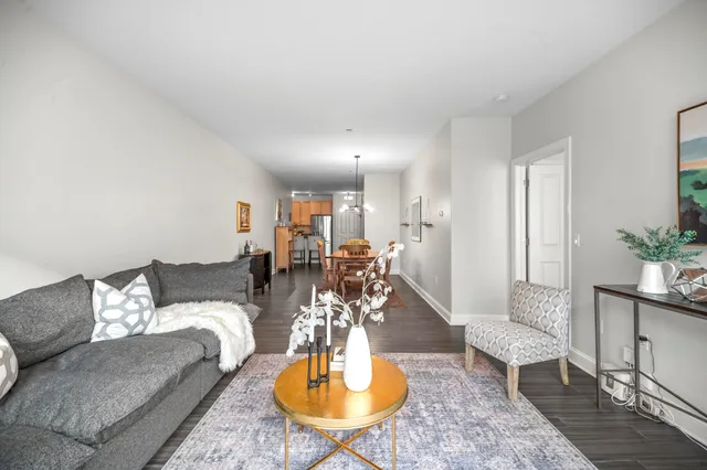 $267,500 | 1905 North Water Street, Unit 401, Milwaukee, WI 53202