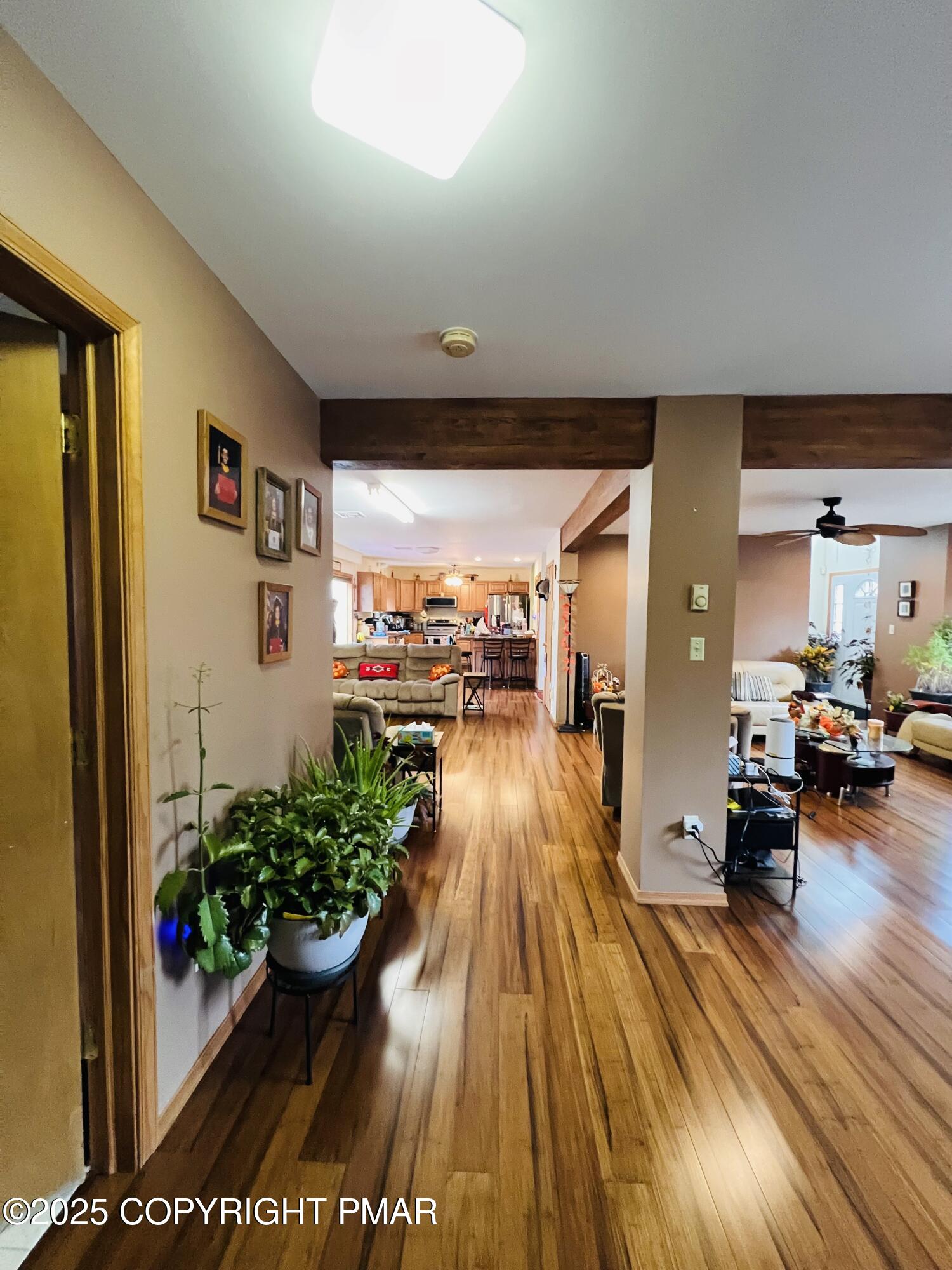 4373 Pine Ridge Drive East Bushkill, PA 18324 - Photo 17 of 39 a very nice looking room with a large window