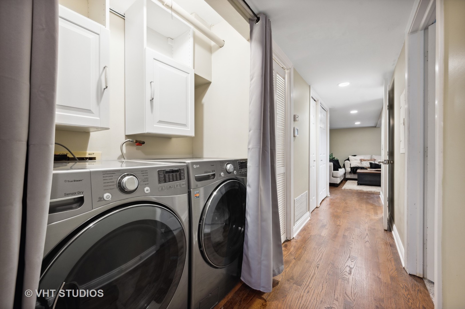 2543 North Racine Avenue, Unit G Chicago, IL 60614 - Photo 11 of 15 a view of a hallway with washer and dryer