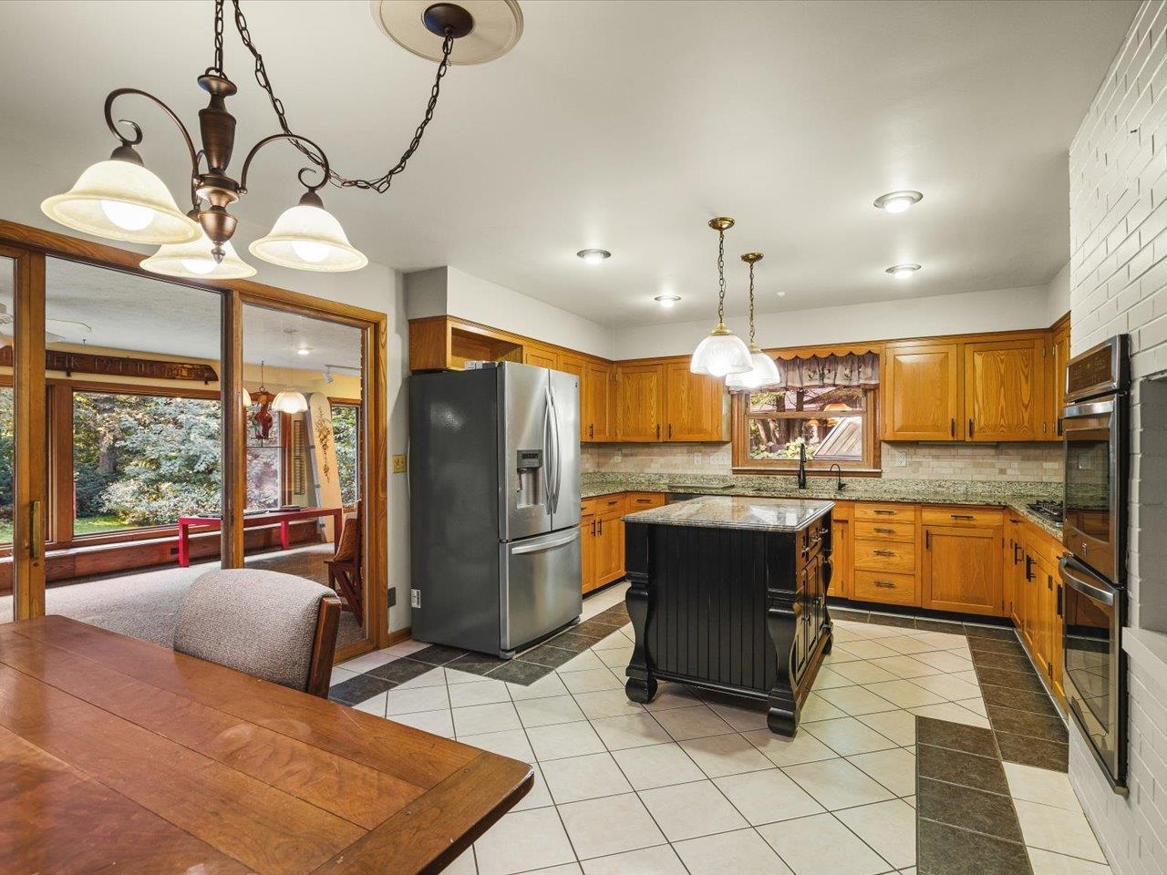 4007 Landstrom Road Rockford, IL 61107 - Photo 9 of 43 Gallery Image 9