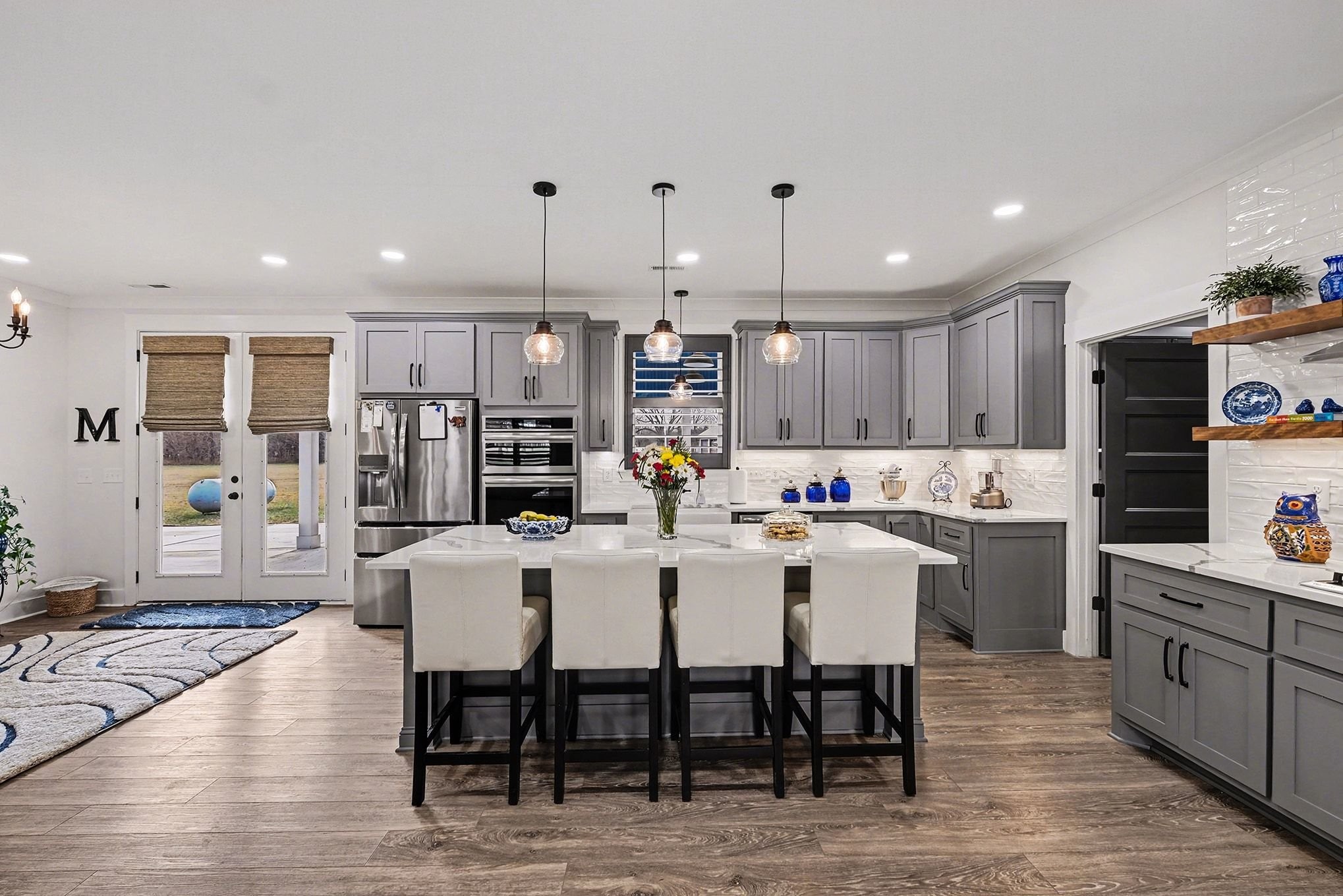 1801 Twin Caves Road Lewisburg, TN 37091 - Photo 8 of 43 a large kitchen with a table and chairs