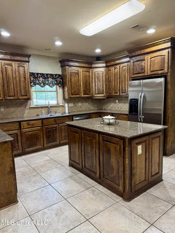 $475,000 | 101 Sandstone Drive, Brandon, MS 39047