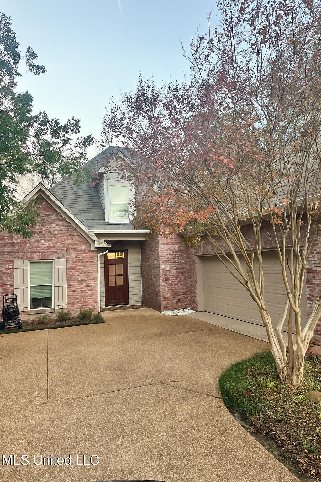 101 Sandstone Drive Brandon, MS 39047 - Photo 2 of 75 Front View