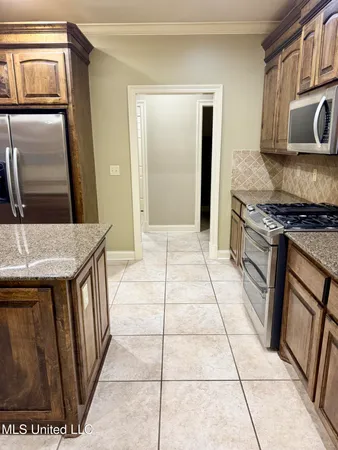 $460,000 | 101 Sandstone Drive, Brandon, MS 39047